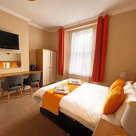 The Grove Free On Site Parking 3*